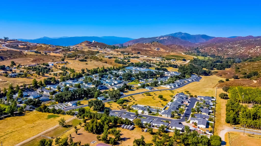 Poway Royal Estates An All Age Manufactured Home Community in Poway, CA